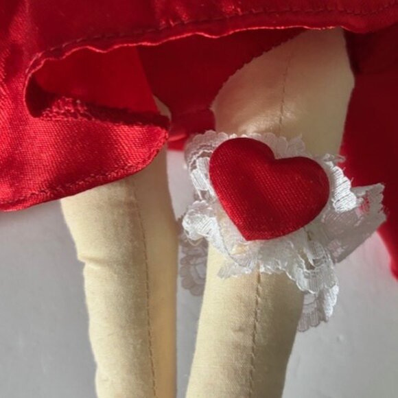 Classic Red Betty Boop Plush 16” 1999 Kelly Toy Red Dress Heart Garter Stand - Picture 9 of 13
